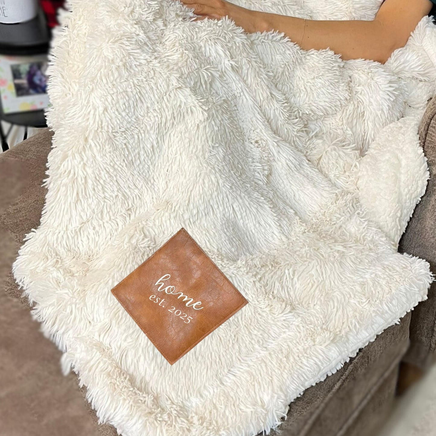 Custom Name Blanket with Leather Patch – Personalized Faux Fur Sherpa Throw