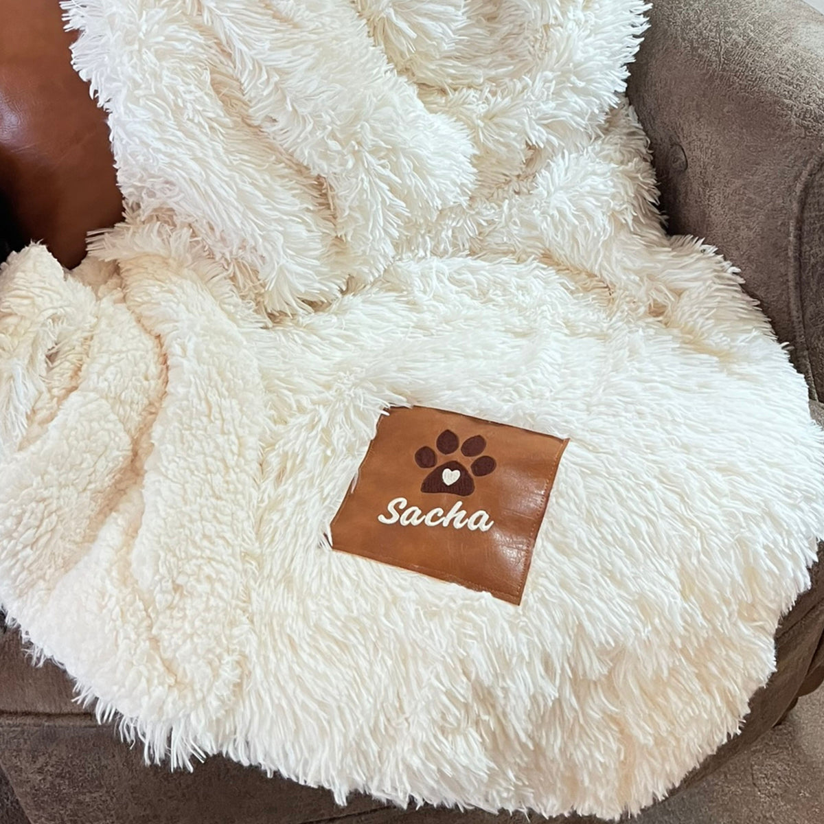 Personalized Embroidered Blanket – Custom Name, Logo or Brand, Non-Shedding Faux Fur Throw